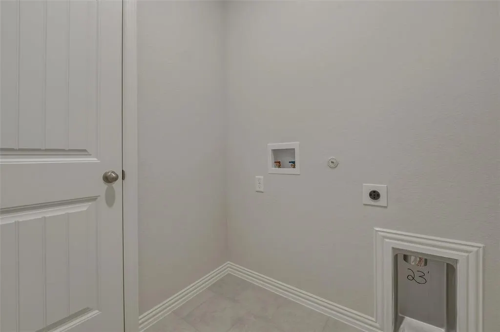 2109 Bluebird Lane