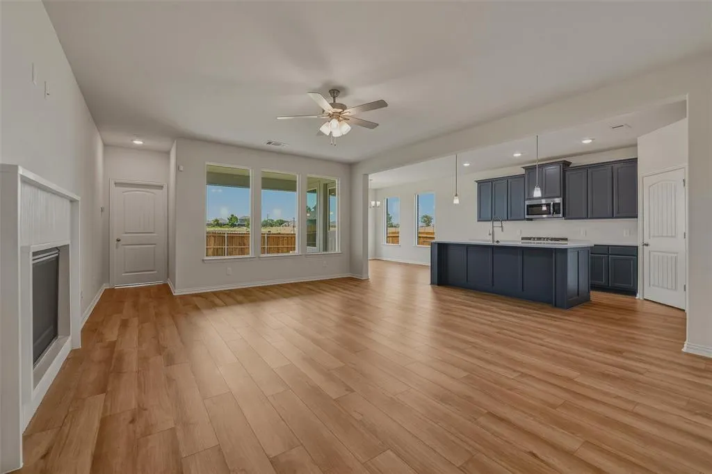 2109 Bluebird Lane