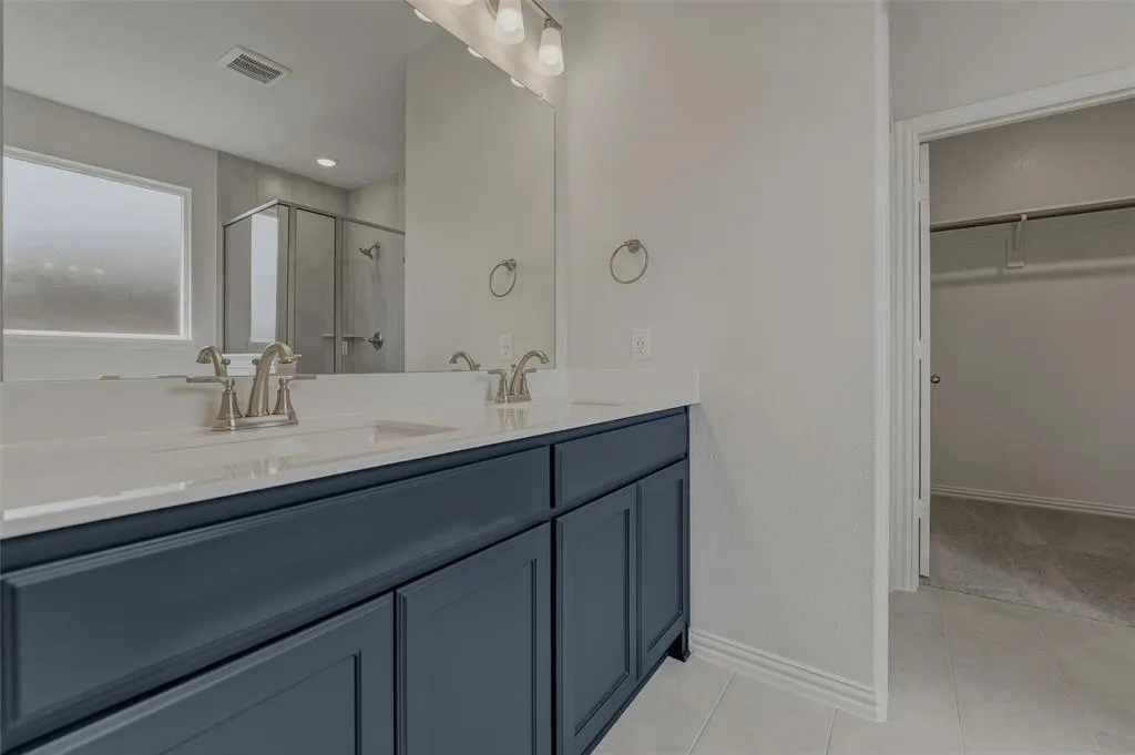 2109 Bluebird Lane