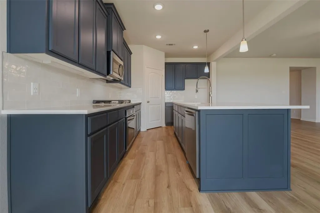 2109 Bluebird Lane