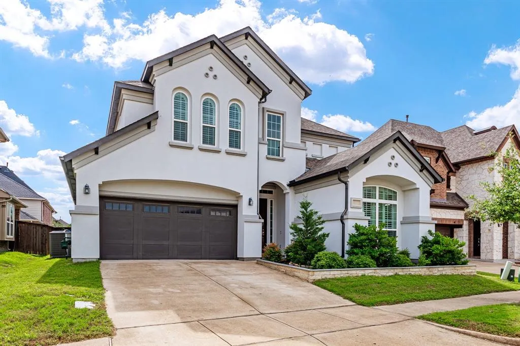 6101 Mickelson Way