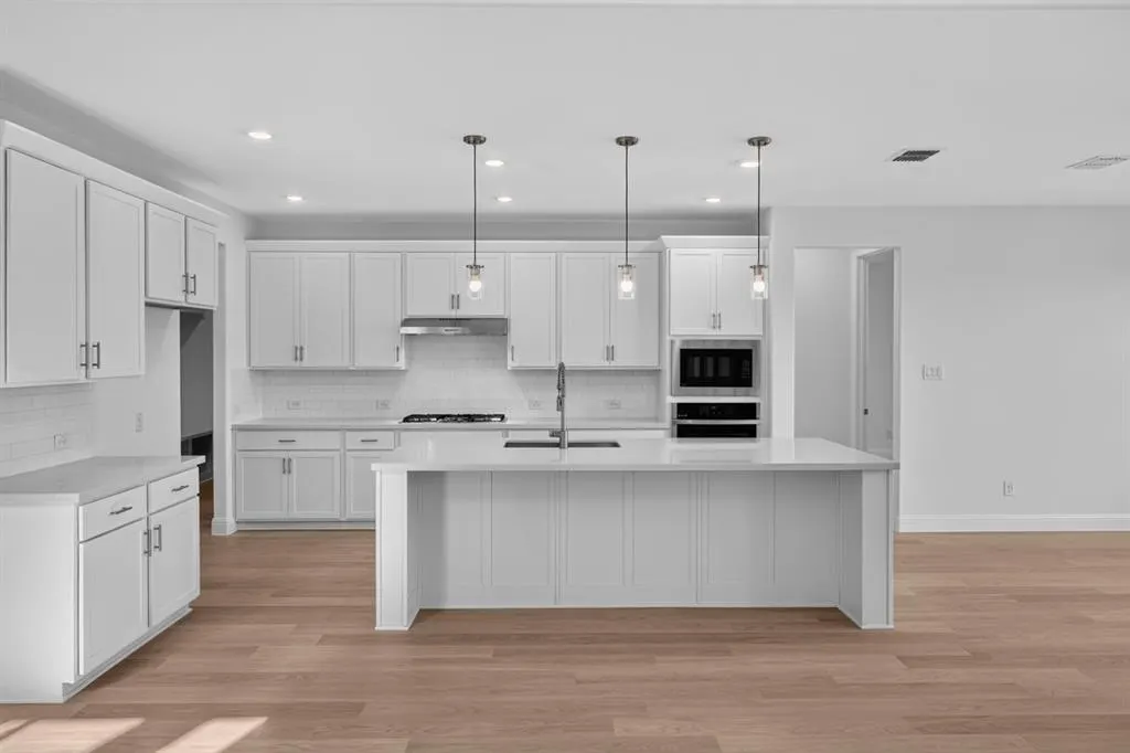 1704 Ambrosia Road
