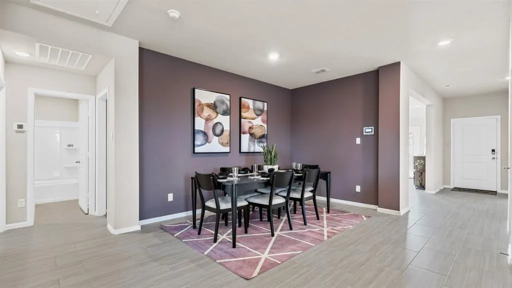 2301 JOHNNY CASH Drive