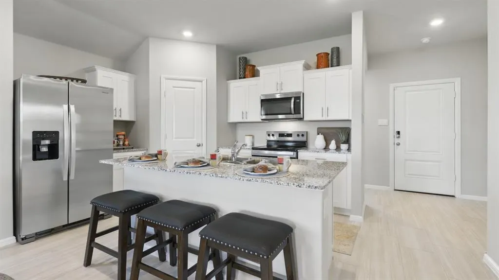 10324 CHERRYTREE Lane