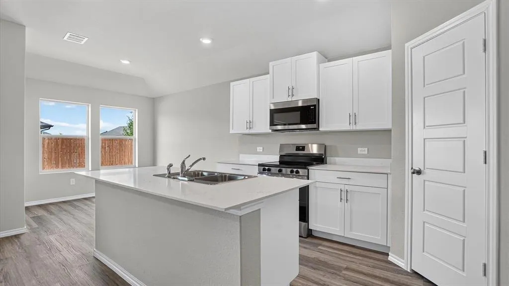 10320 CHERRYTREE Lane