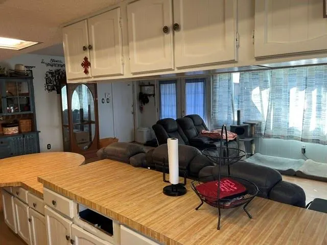 2708 Charter Oak Drive