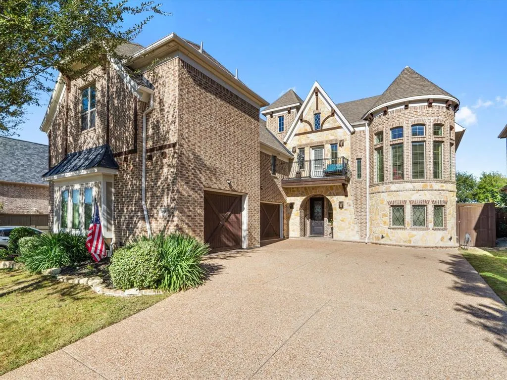 1506 Hennessey Drive
