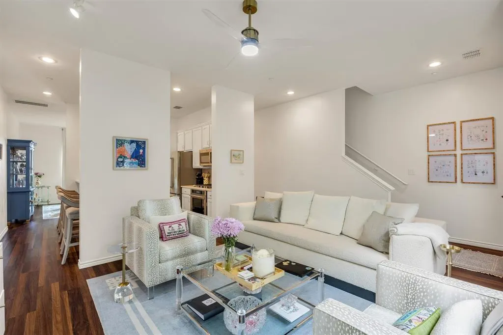 4312 Mckinney Avenue #12