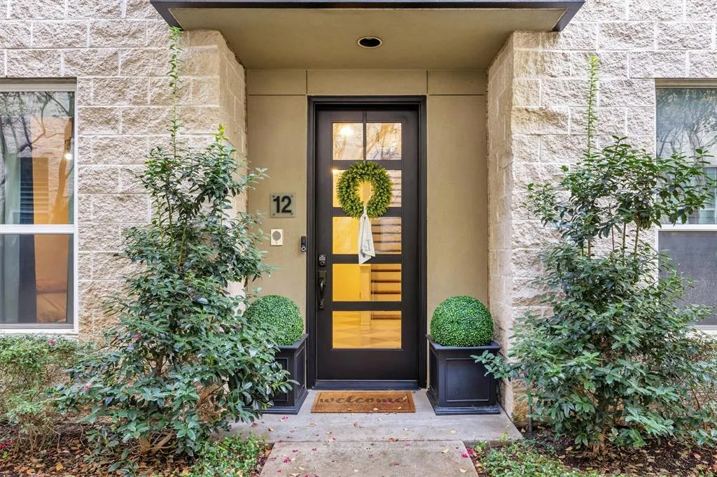4312 Mckinney Avenue #12