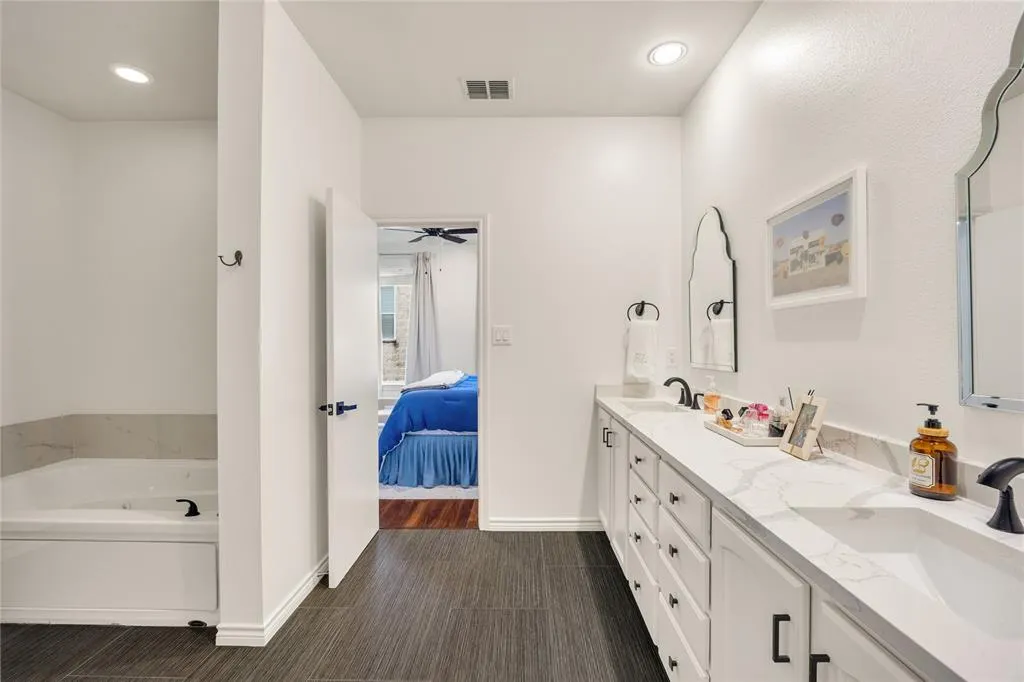 4312 Mckinney Avenue #12