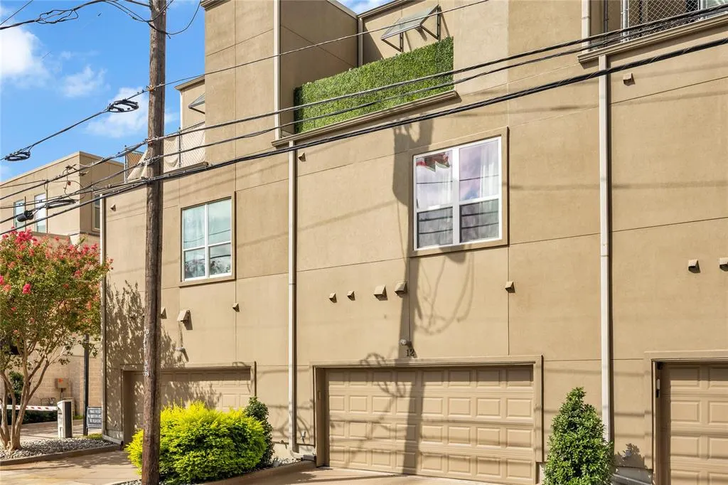 4312 Mckinney Avenue #12