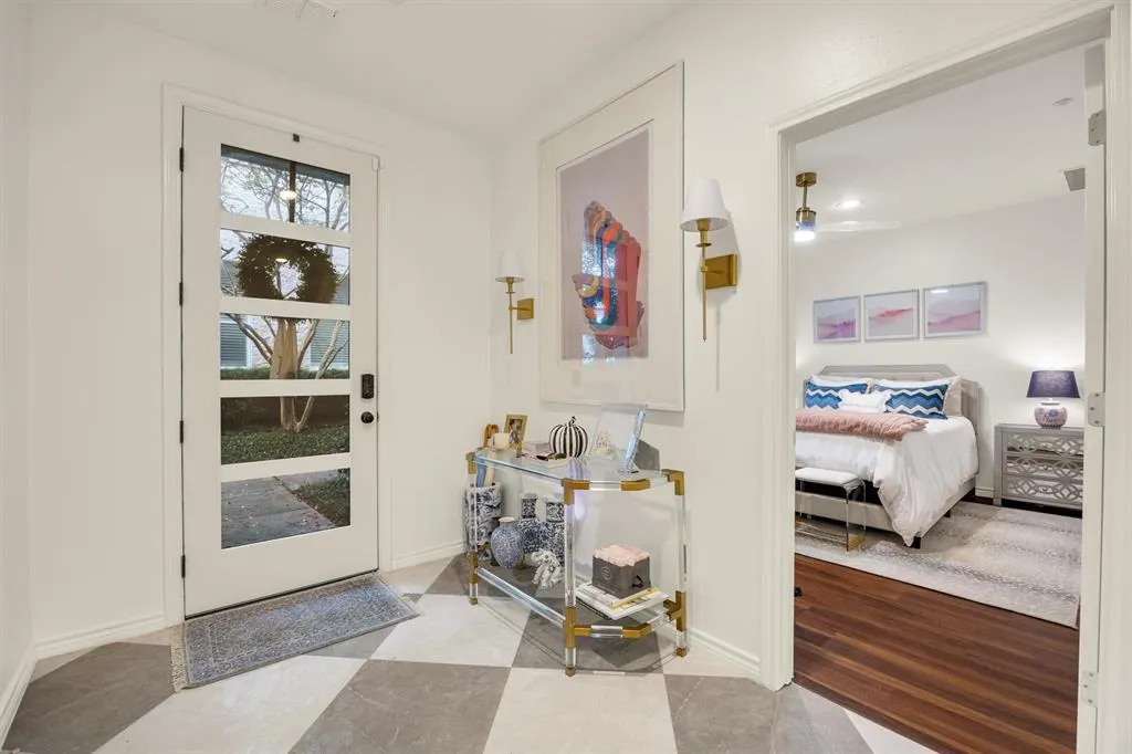 4312 Mckinney Avenue #12