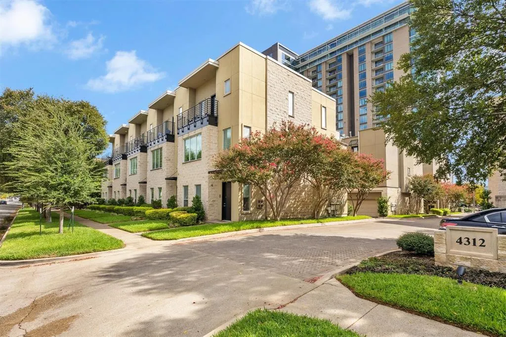 4312 Mckinney Avenue #12