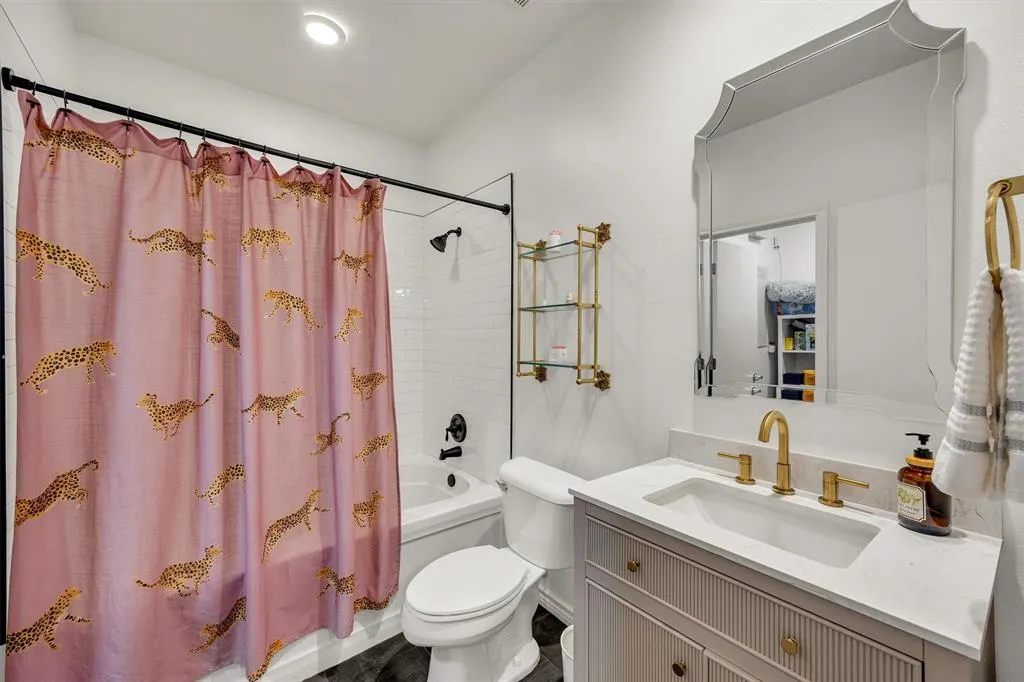 4312 Mckinney Avenue #12