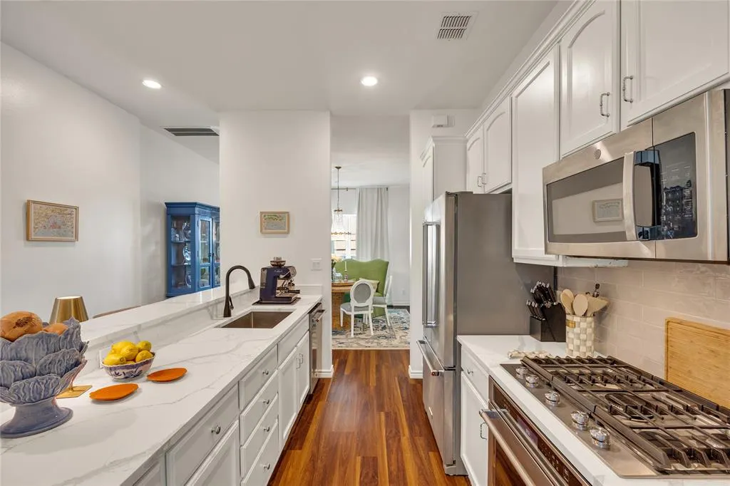 4312 Mckinney Avenue #12