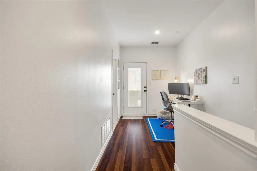 4312 Mckinney Avenue #12