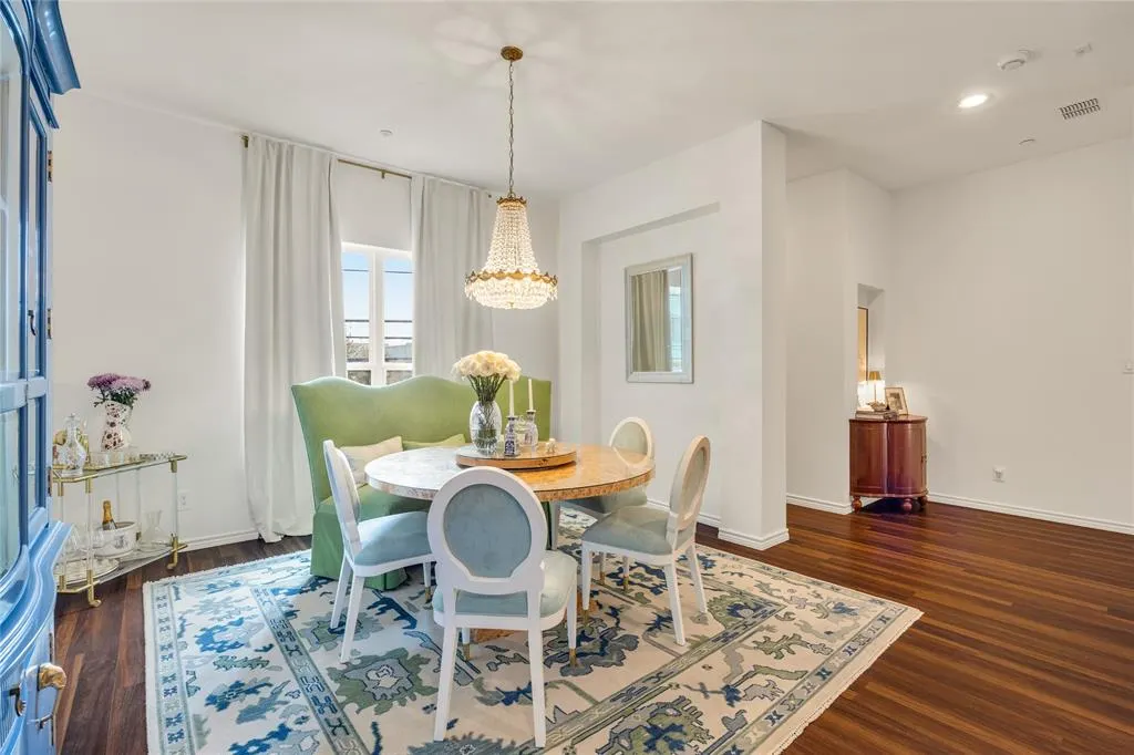 4312 Mckinney Avenue #12