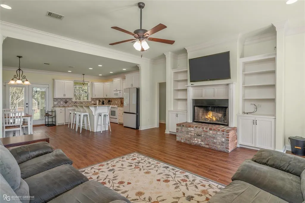 218 Meadow Drive