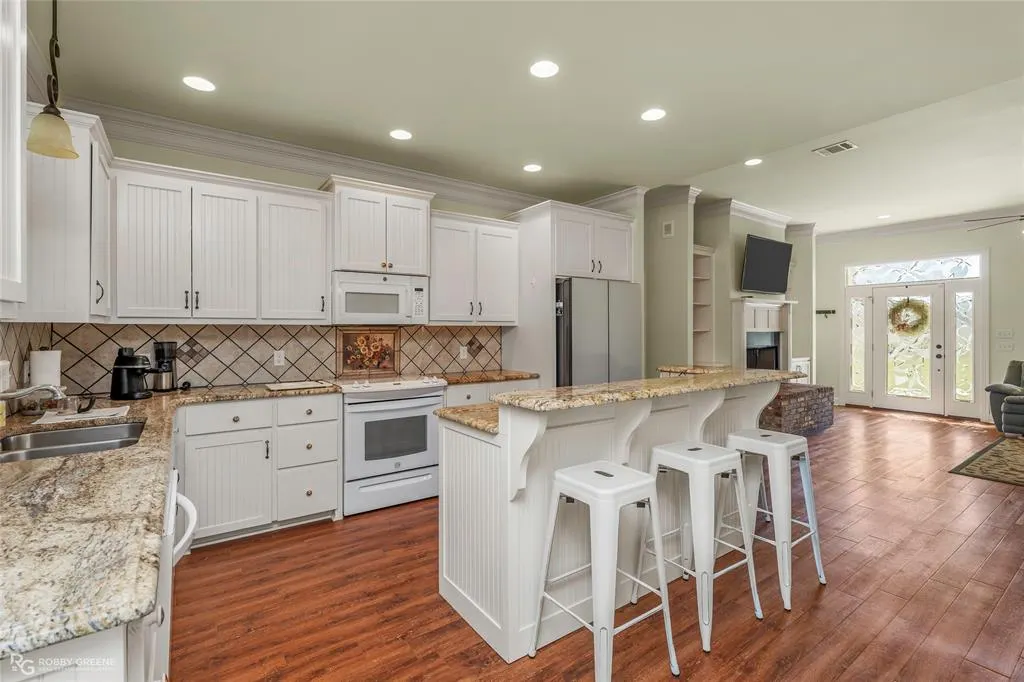 218 Meadow Drive