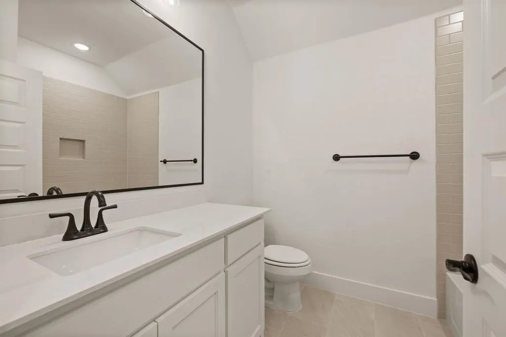 116 Evanston Court