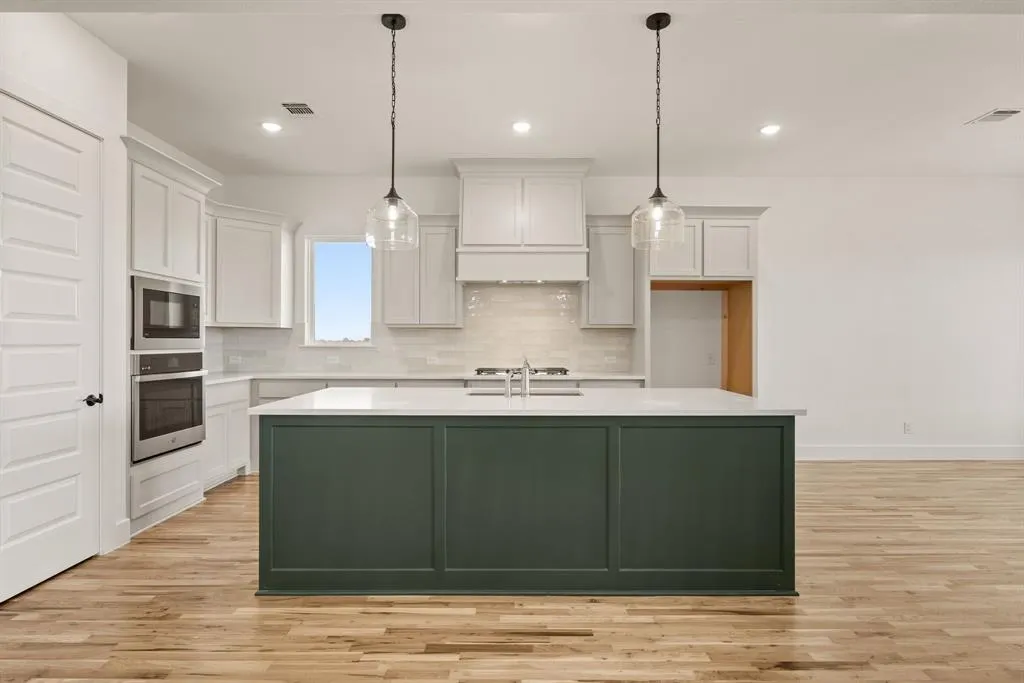 116 Evanston Court