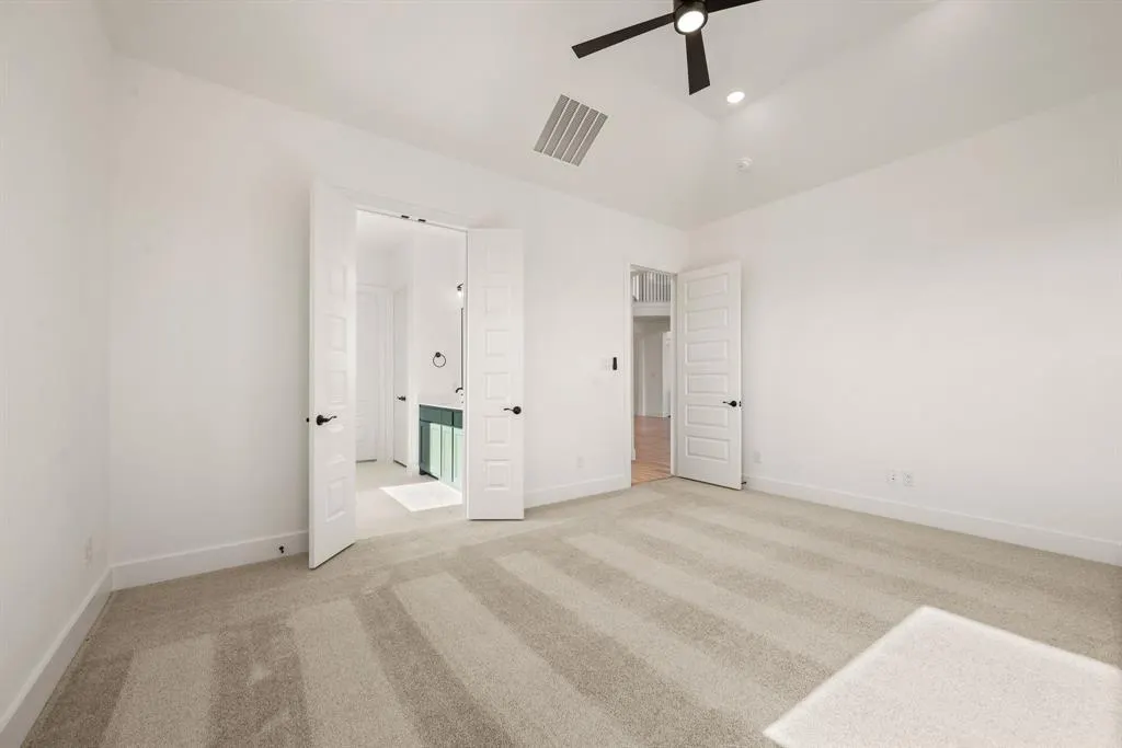116 Evanston Court