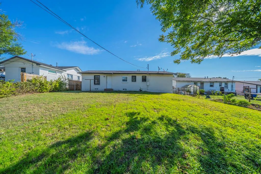 4147 Huckleberry Circle
