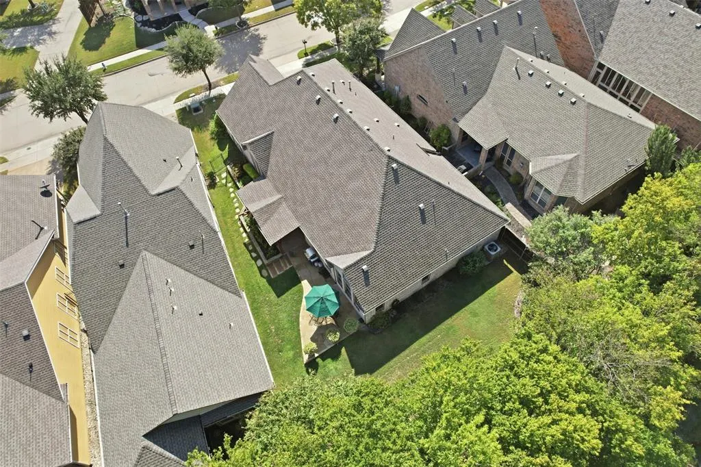 1304 Steepleview Lane