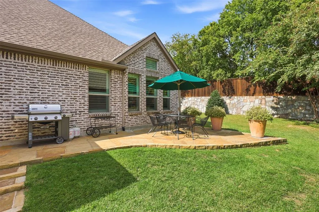 1304 Steepleview Lane
