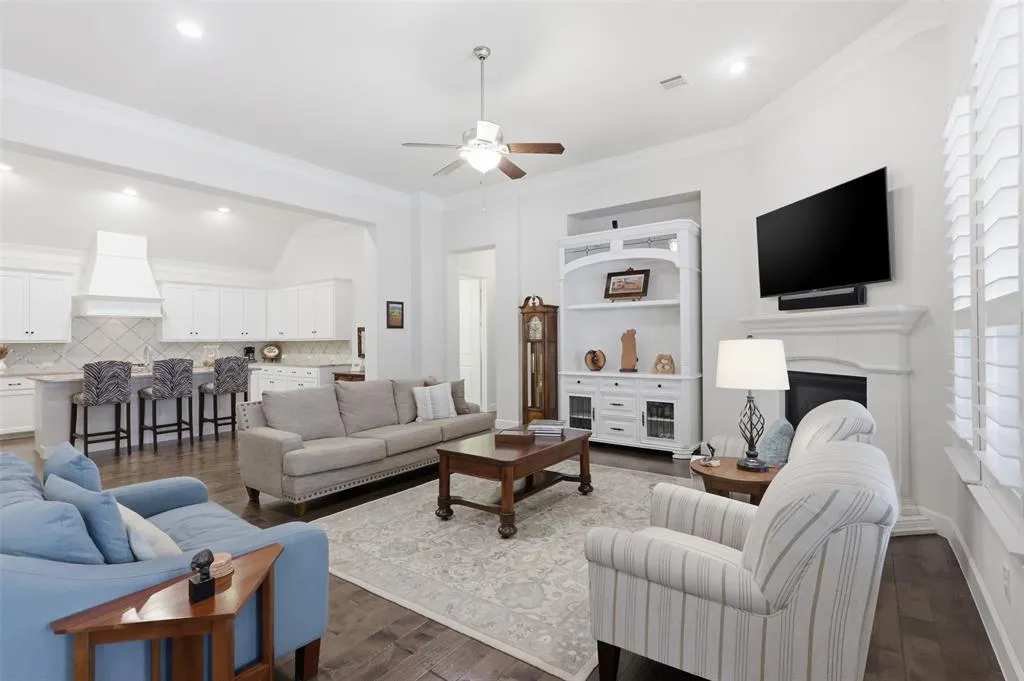 1304 Steepleview Lane