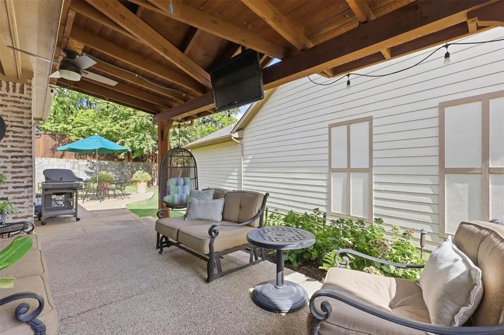 1304 Steepleview Lane