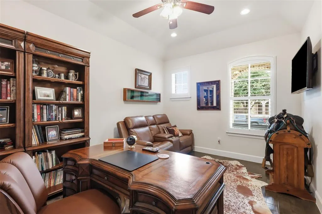 1304 Steepleview Lane