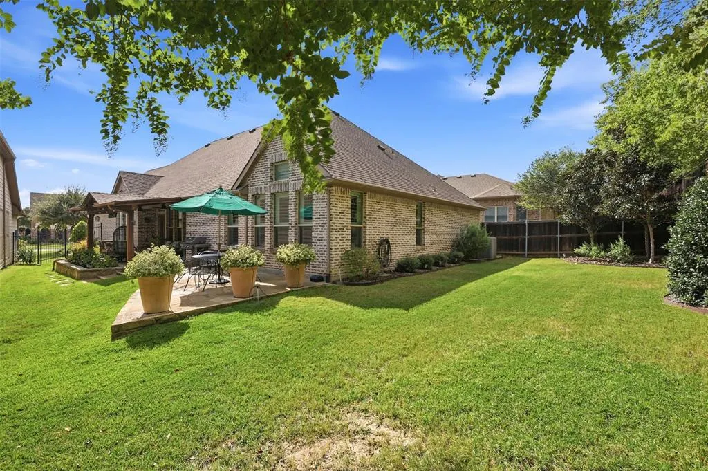 1304 Steepleview Lane