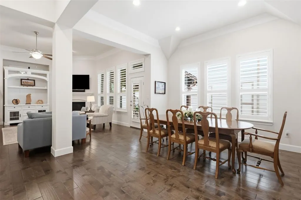 1304 Steepleview Lane