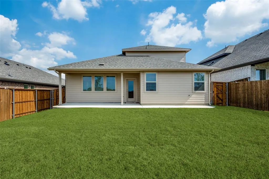 3325 Cross Shore Drive