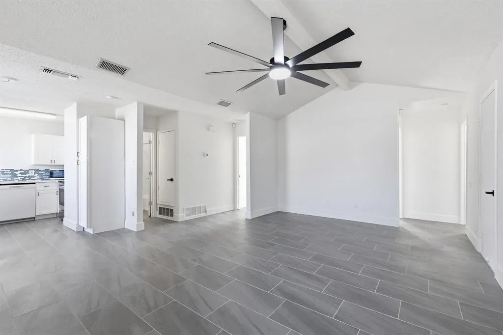 7124 Wagonwheel Road