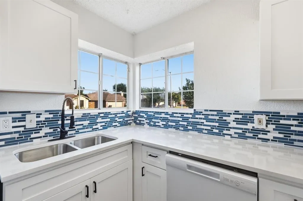 7124 Wagonwheel Road