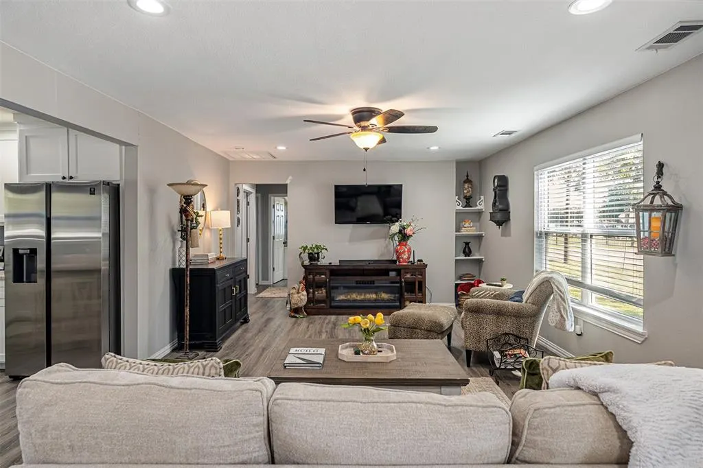519 MAE Drive