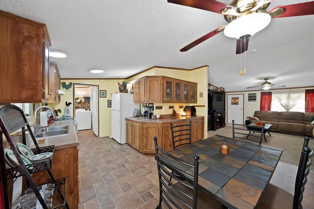 435 Gene Lee Road