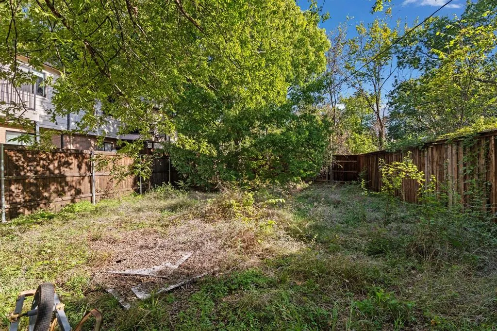 6409 Ridgemont Drive