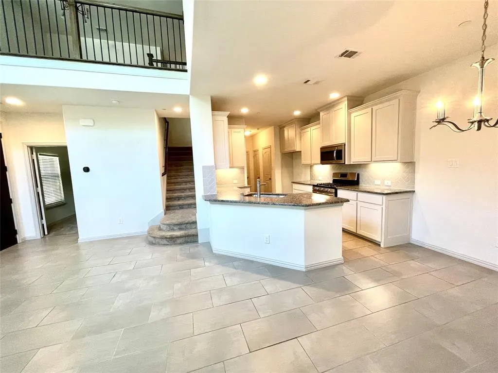 4213 Arbrook Way