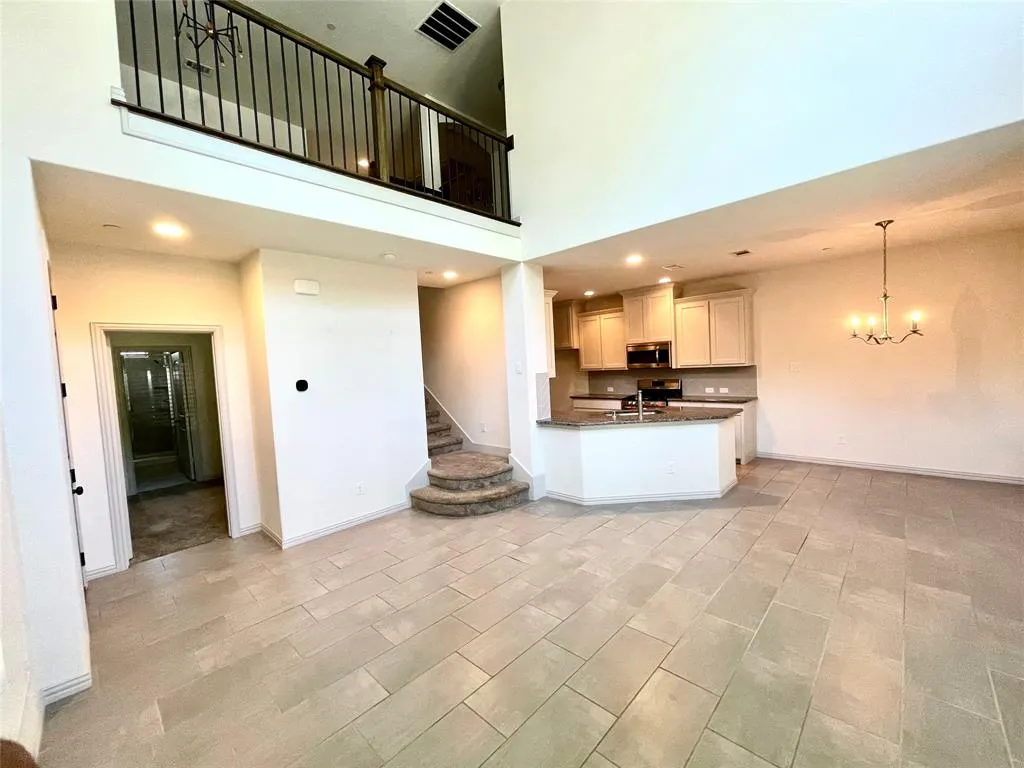 4213 Arbrook Way