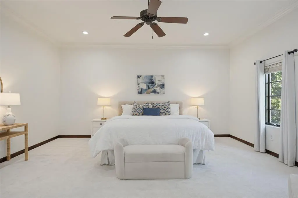 4323 Gilbert Avenue #2