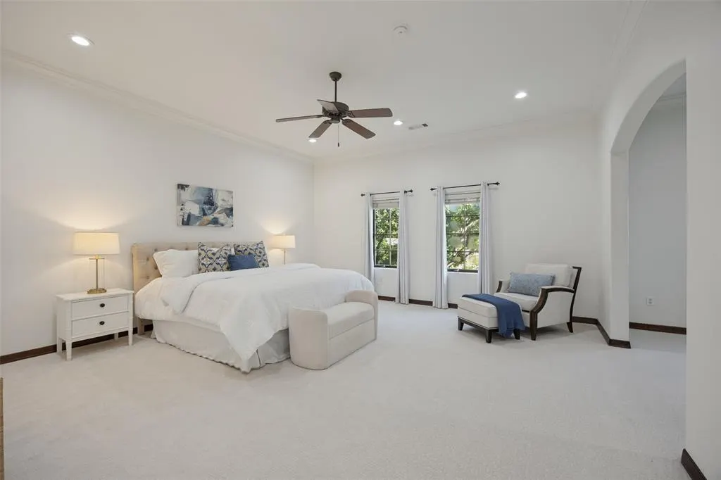 4323 Gilbert Avenue #2