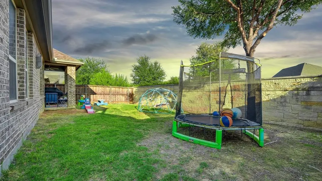 124 Village Creek Drive