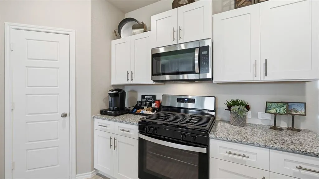 10705 BLACK ONYX Drive