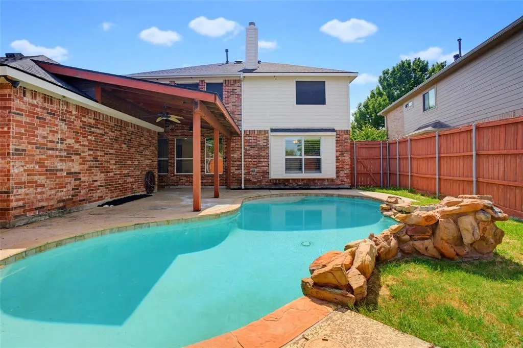 1402 Bradford Trace Drive