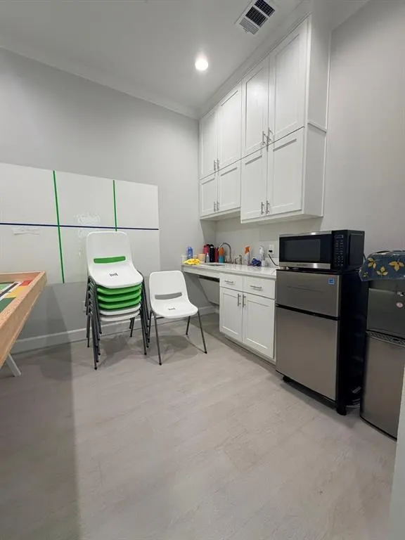 2120 Prairie Drive ##601