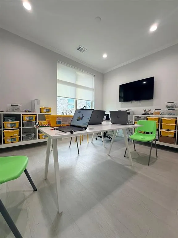 2120 Prairie Drive ##601