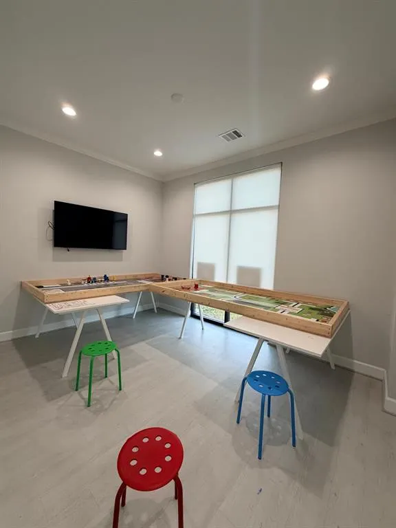 2120 Prairie Drive ##601